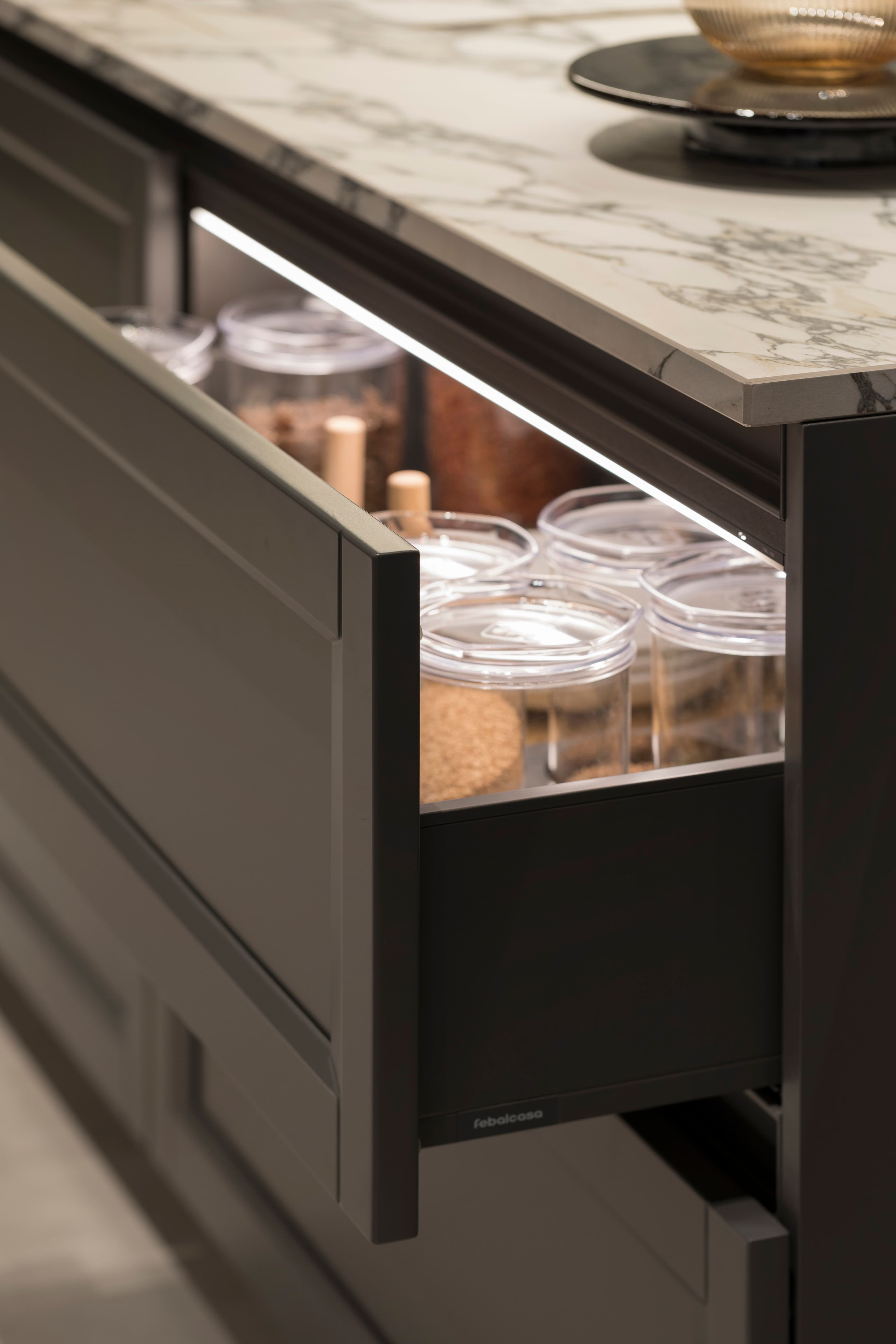 modern italien kitchen by febal-casa