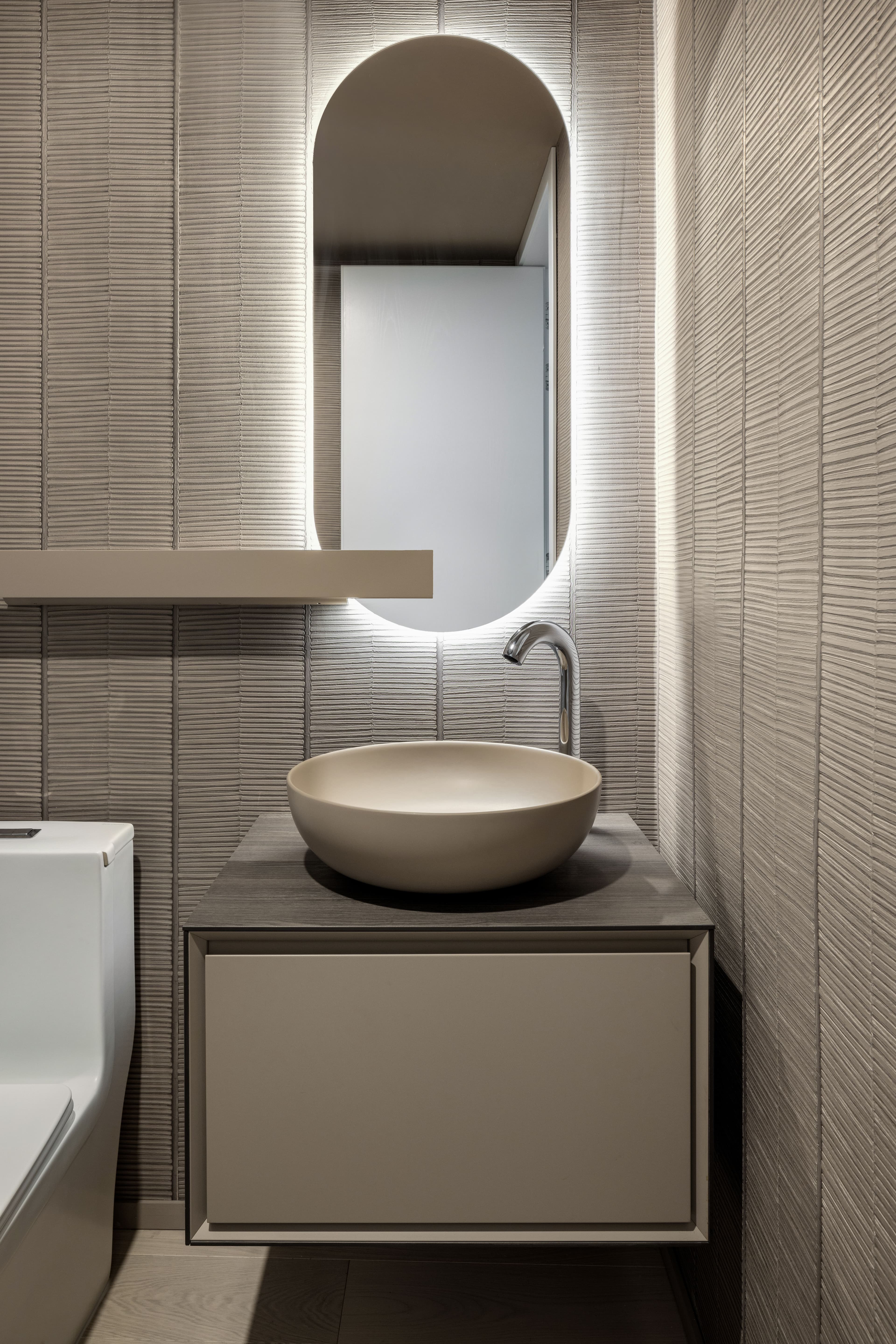 Custom Bathroom Storage & Shelving